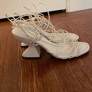 Circus by Sam Edelman Lace up heels